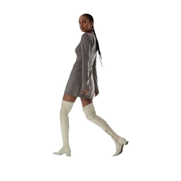 Zara Cupped Chest Padded Shoulder Long Sleeve Mini Dress in Grey - Picture 2 of 15